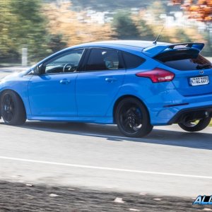 2016-Ford-Focus-RS-104-876x535.jpg