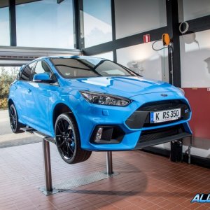 2016-Ford-Focus-RS-129-876x535.jpg