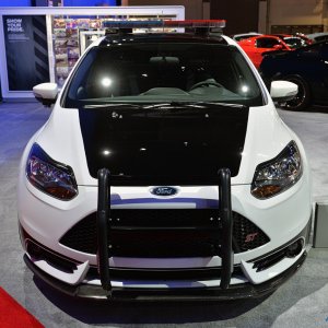 18-ford-focus-st-sema-2013-1.jpg